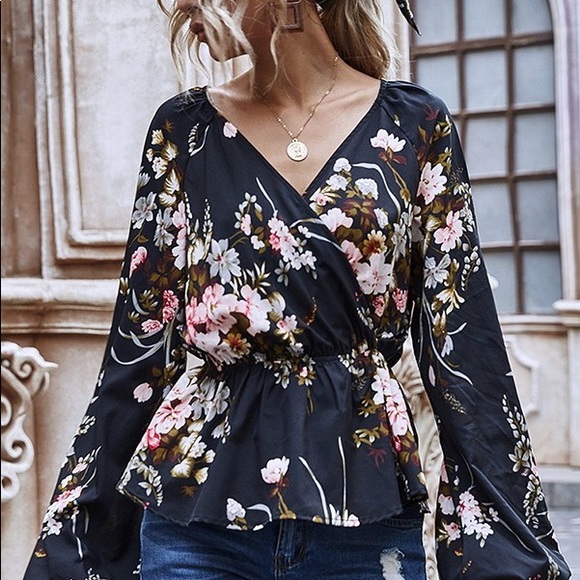 SOLD OUT - Picture 3 of 6